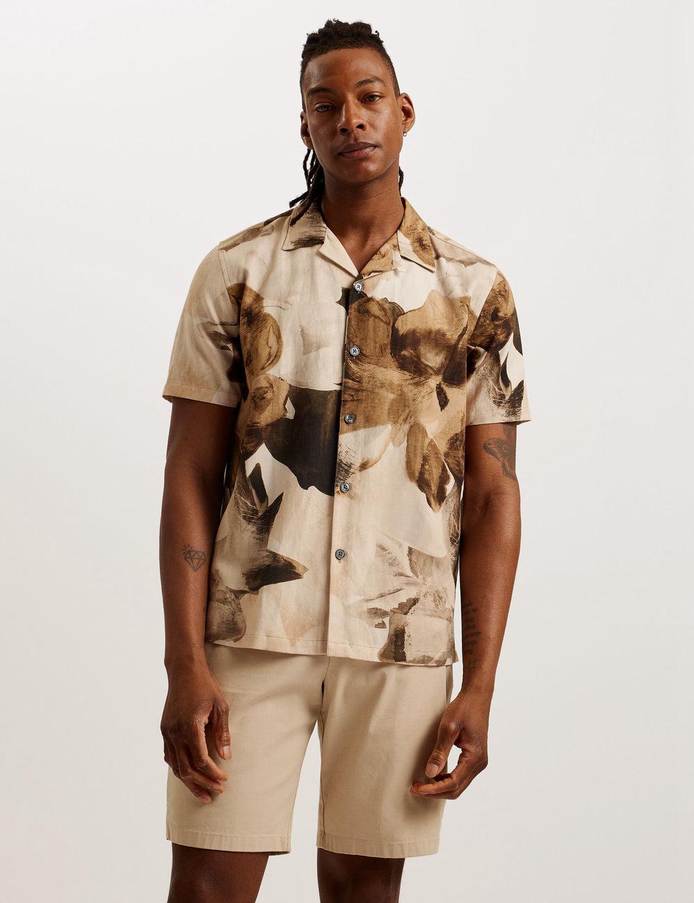Men Ted Baker HENRIS - Short Sleeve Relaxed Floral Print Casual Shirts Ecru | Egypt  TIOQL-5694