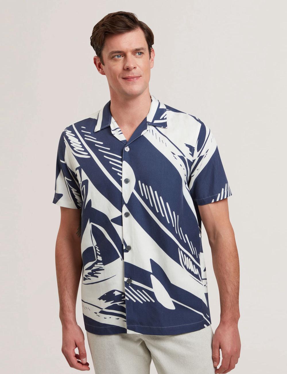 Men Ted Baker HEUKELS - Short Sleeve Relaxed Fish Print Casual Shirts Mid-Navy | Egypt  TQOVE-4826