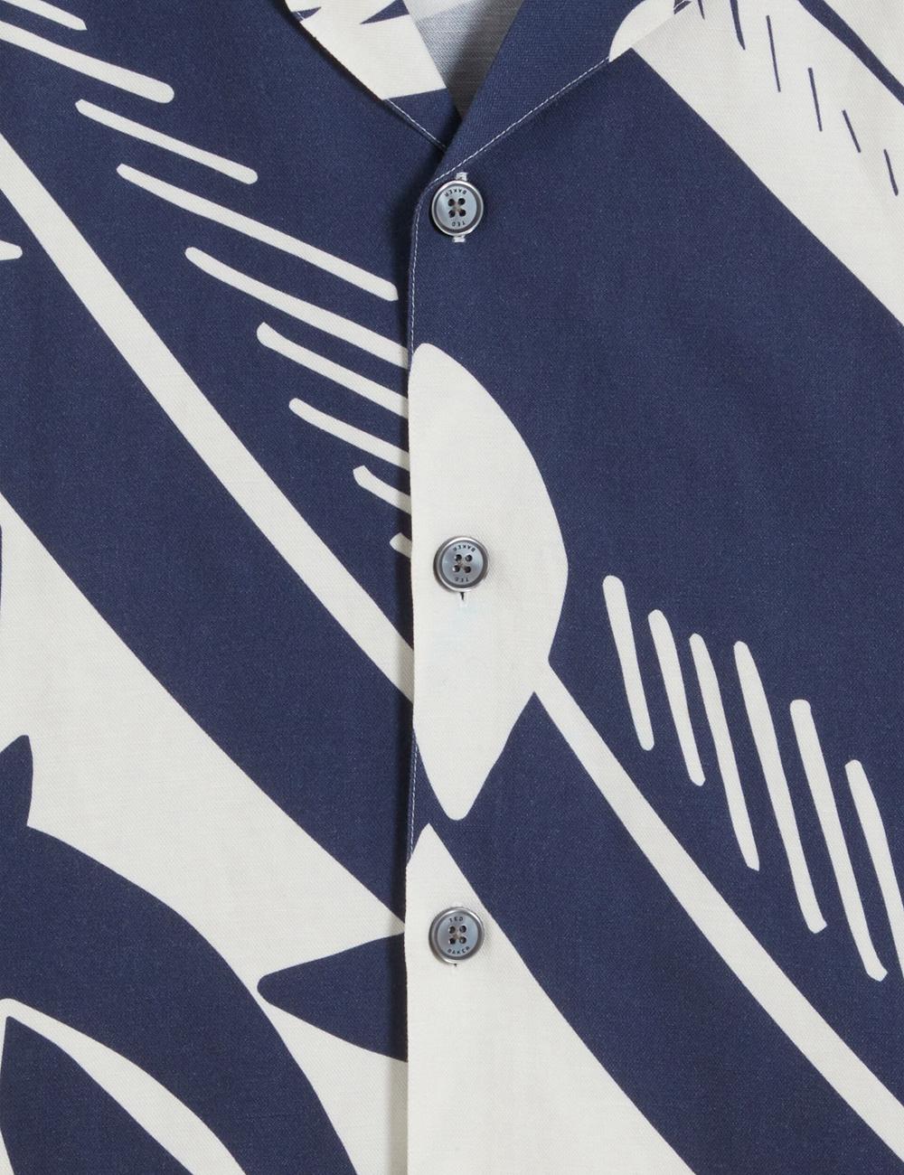 Men Ted Baker HEUKELS - Short Sleeve Relaxed Fish Print Casual Shirts Mid-Navy | Egypt  TQOVE-4826