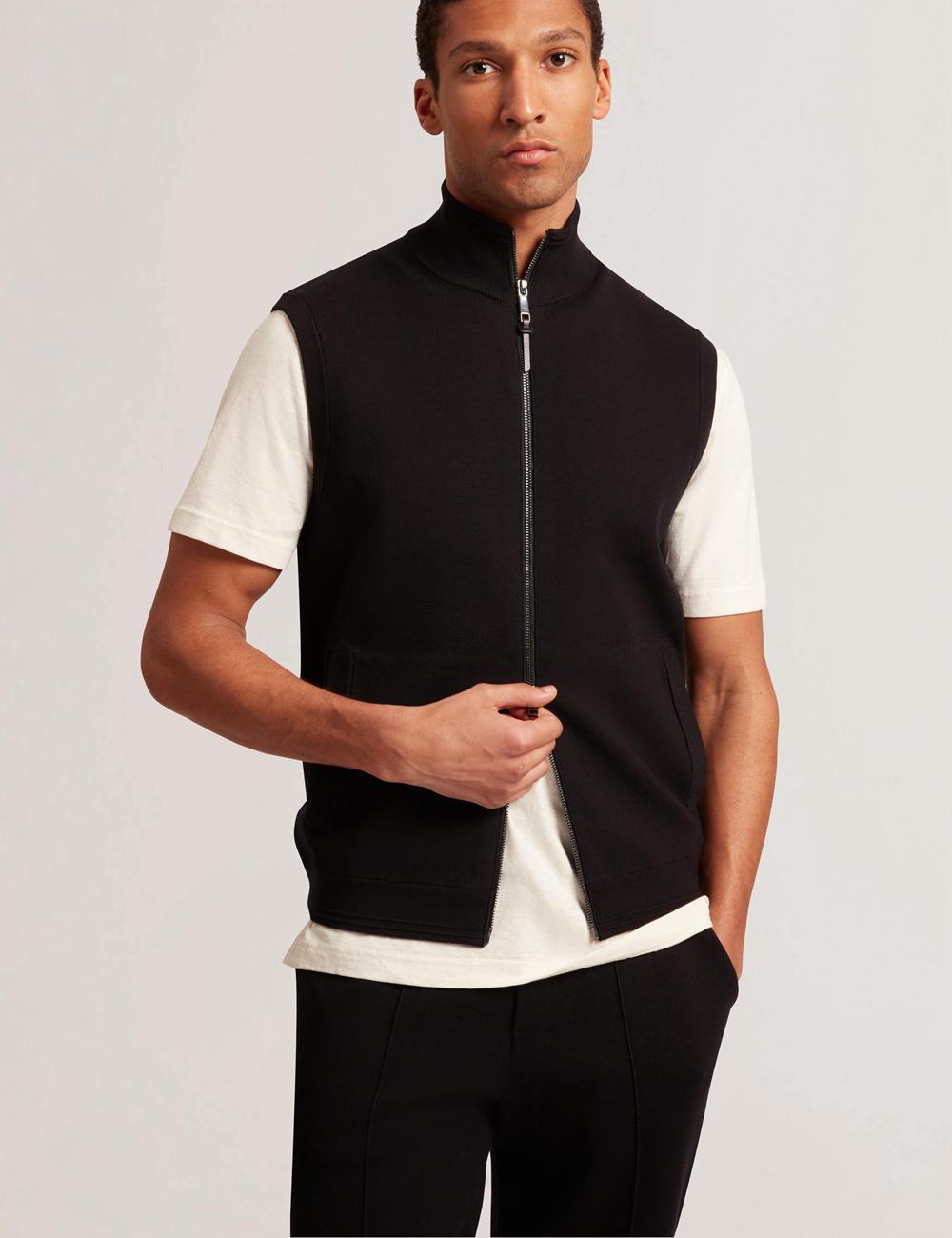 Men Ted Baker TERINCE - Zip-Through Funnel Neck Gillets Black | Egypt  HJFVY-8409