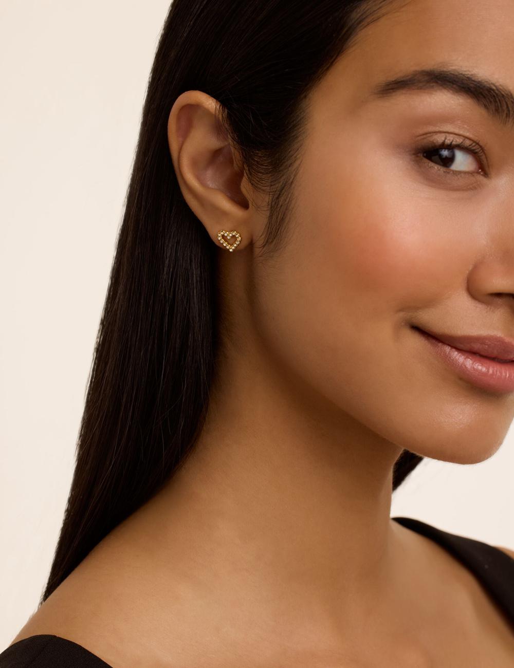 Women Ted Baker AMORINA -Crystal Open Heart Stud Earrings Gold | Egypt  QTSGL-6731
