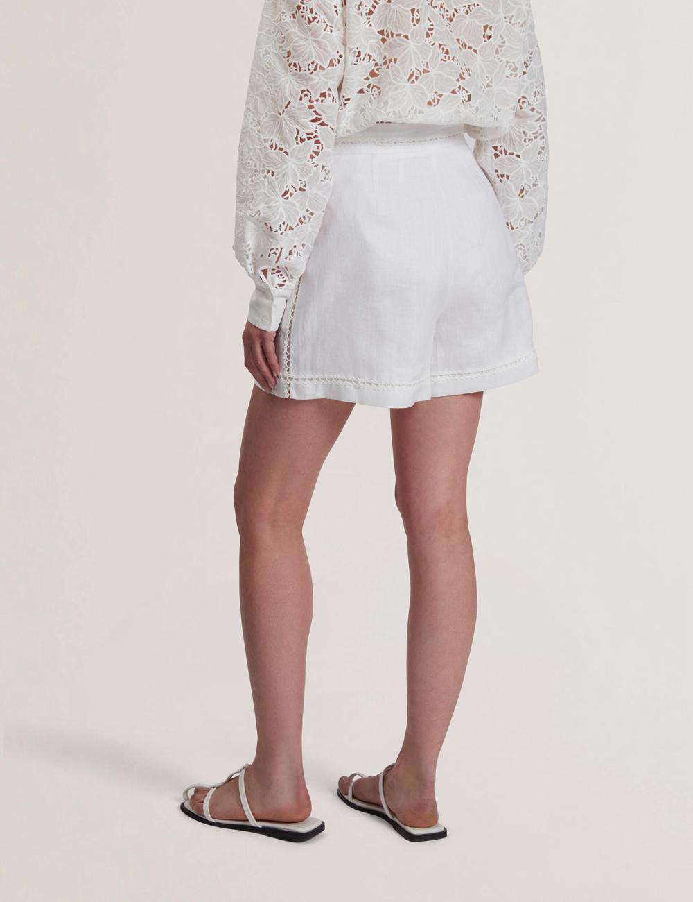 Women Ted Baker BUCCIA - Crochet Trim High Waisted Linen Shorts White | Egypt  JZMNF-8359