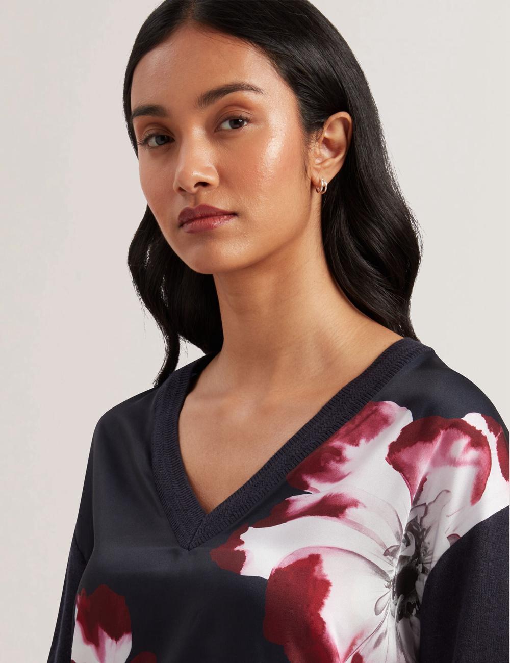Women Ted Baker CASEYJ - Printed Woven Front V-Neck Jumpers Navy | Egypt  FURYL-9652