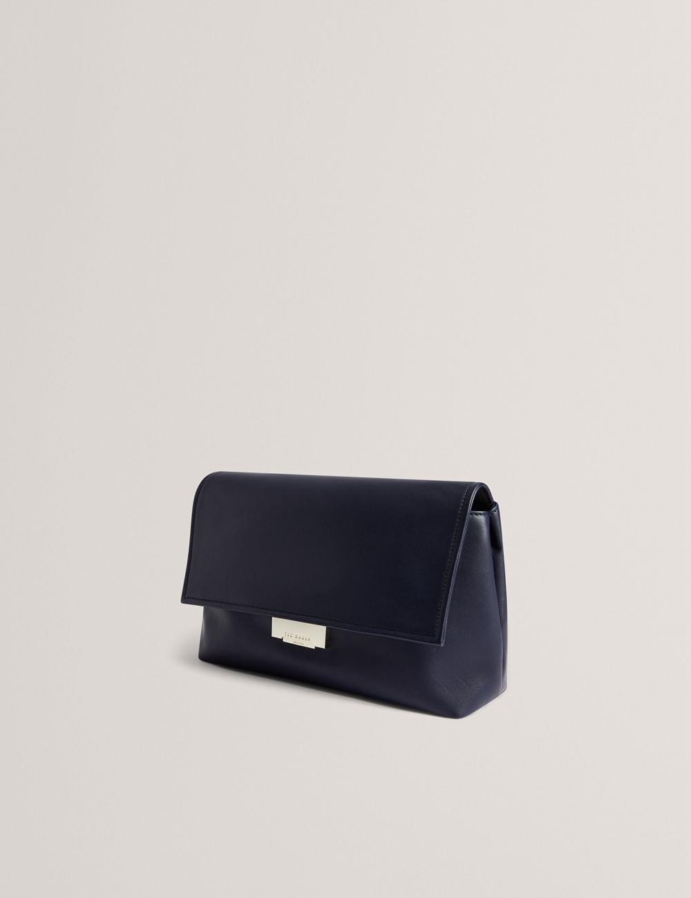 Women Ted Baker DEMAE - Leather Fold Over Chain Shoulder Bags Navy | Egypt  WRVHP-8716