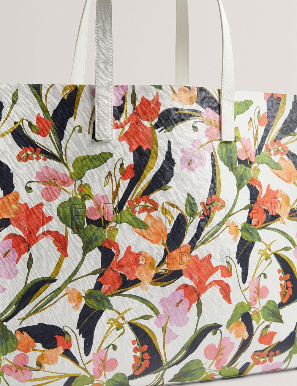 Women Ted Baker FLORISH - Floral Print PU Leather Wide Tote Bags Cream | Egypt  JTKMZ-3541