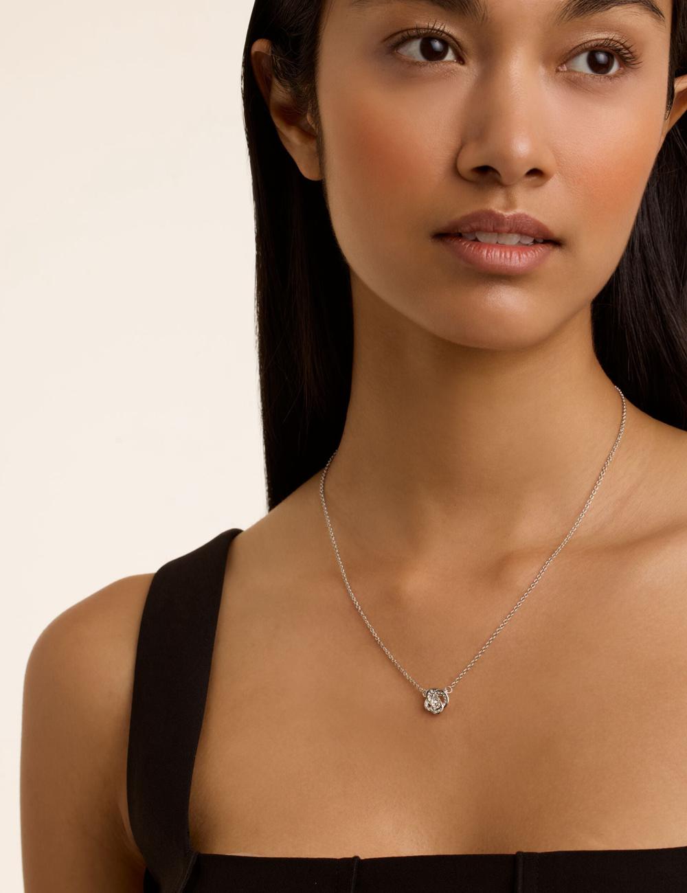 Women Ted Baker FLORITA - Crystal Flower Pendant Necklaces Silver | Egypt  CFJSQ-7149