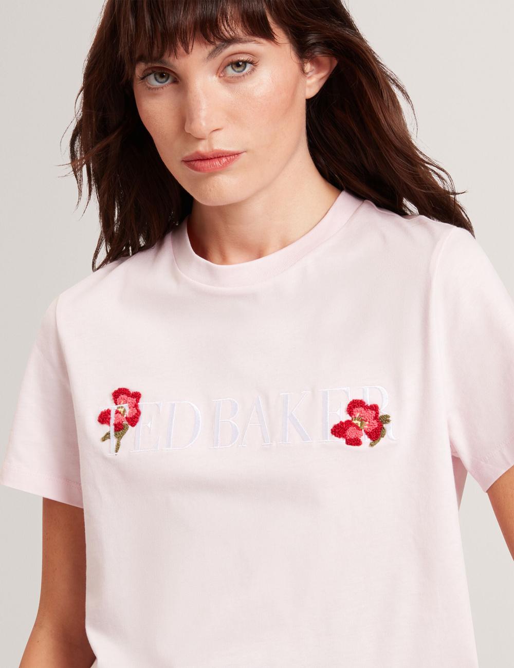 Women Ted Baker MOLII - Embroidered Logo Cropped Cotton T-Shirts Pink | Egypt  OZEDQ-9437