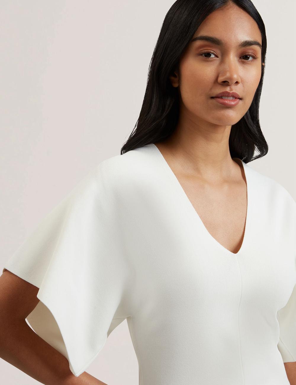 Women Ted Baker REGINAH - Wide Short Sleeve V-Neck Knitted Tops Ivory | Egypt  XGKJV-4962