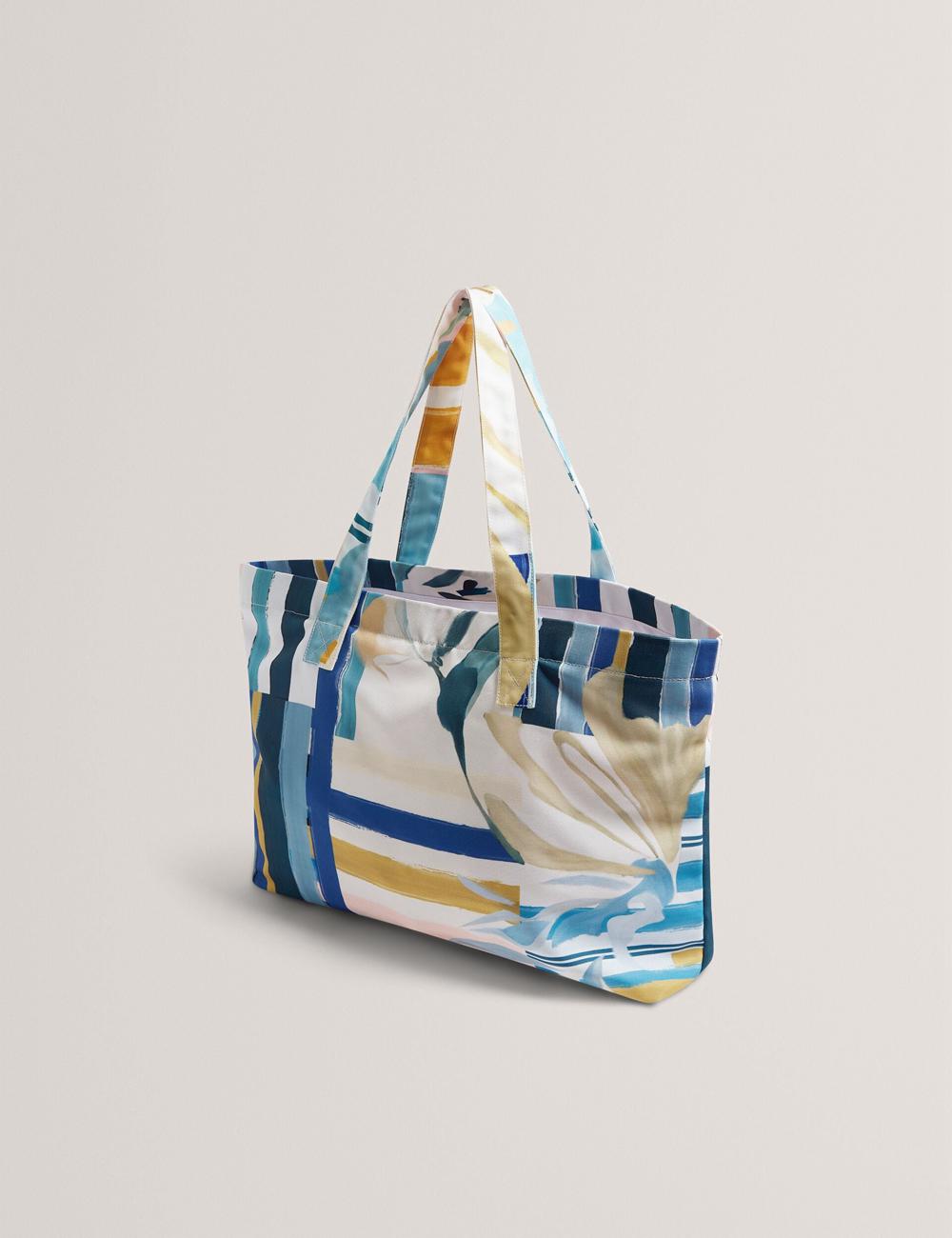 Women Ted Baker SHELYSS - Printed Beach & Flip Flops Set Tote Bags Green | Egypt  VFQIT-3507