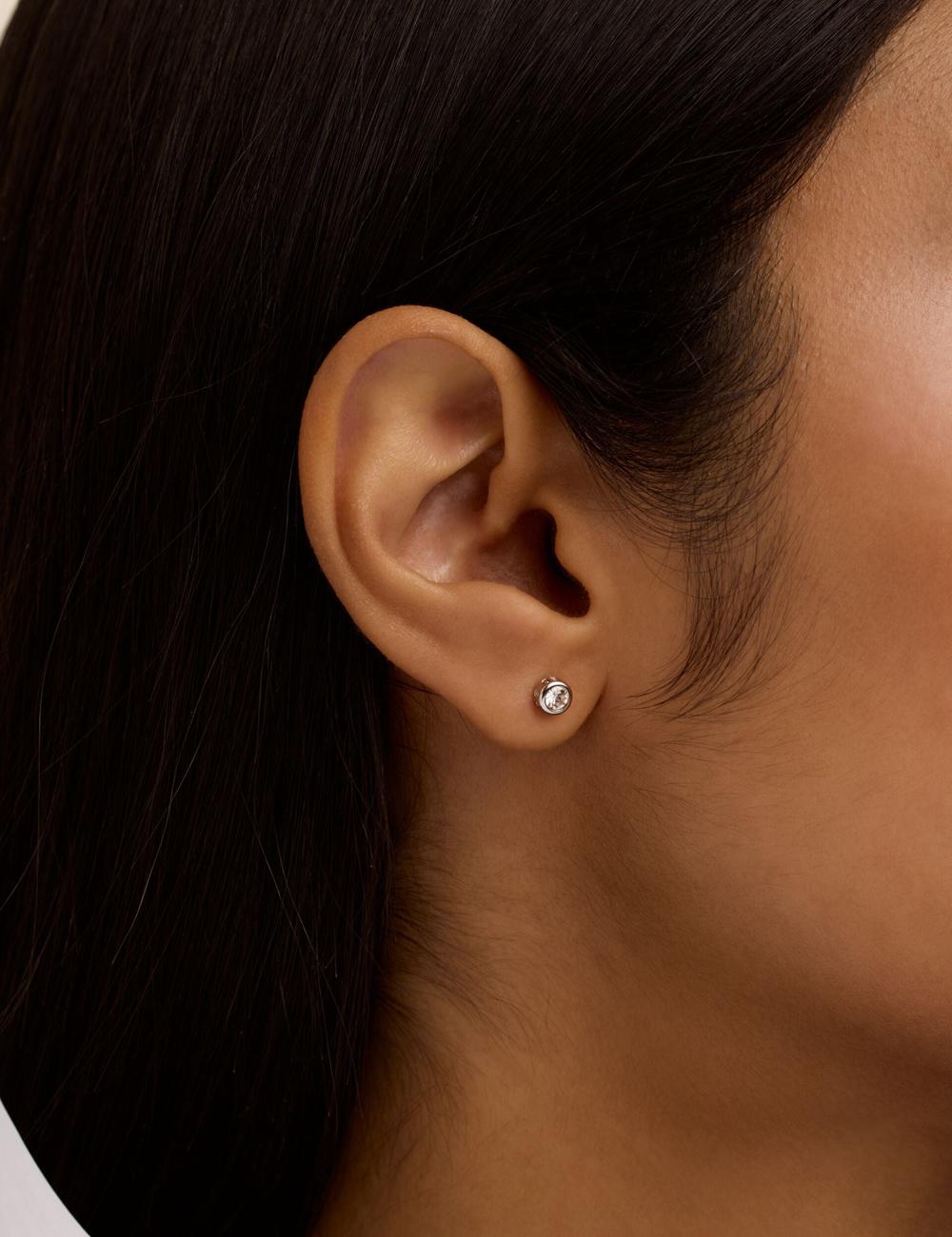 Women Ted Baker SINEE - Mini Crystal Stud Earrings Silver | Egypt  VCNTP-4927