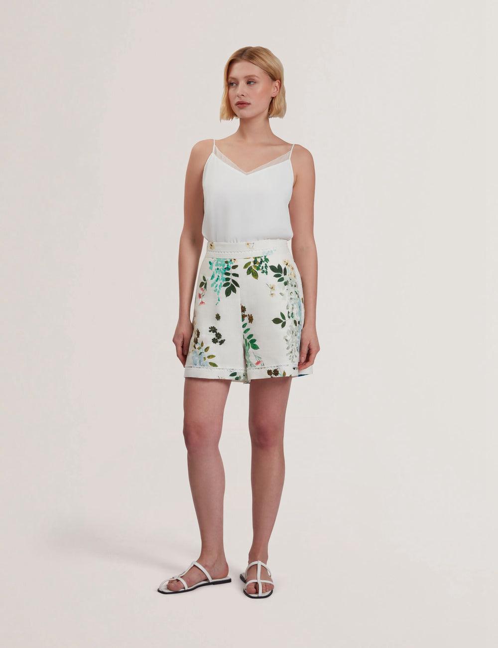 Women Ted Baker VYLLA - Floral High Waist Linen With Trim Detail Shorts White | Egypt  XZKAG-5786